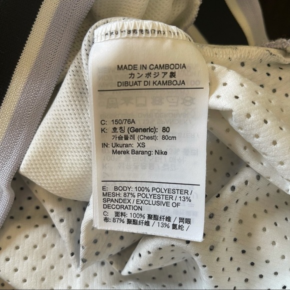 NIKE | Cropped Top | Dri-fit | size XS - Picture 6 of 9